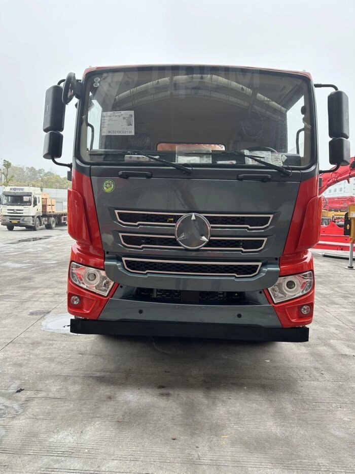 SYM5210THBF 330C-10 33M Concrete Mixer Pump Truck - Image 3