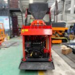 HAOHONG 300-500KG Track Small Mobile Concrete Mixing Truck