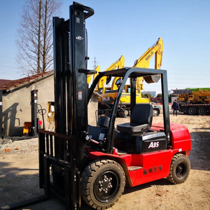 HANGCHA A35Z 3.5 Ton Used Forklift Truck 4M Mining Machinery - Image 3