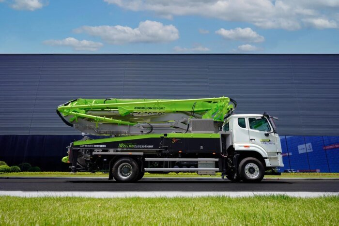 Zoomlion 38m ZLJ5230 38X-5RZ HOWO Concrete Pump - Image 3