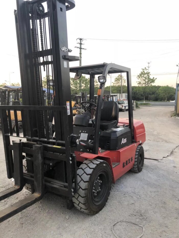 HANGCHA A35Z 3.5 Ton 4M Forklift Secondhand Spot - Image 5
