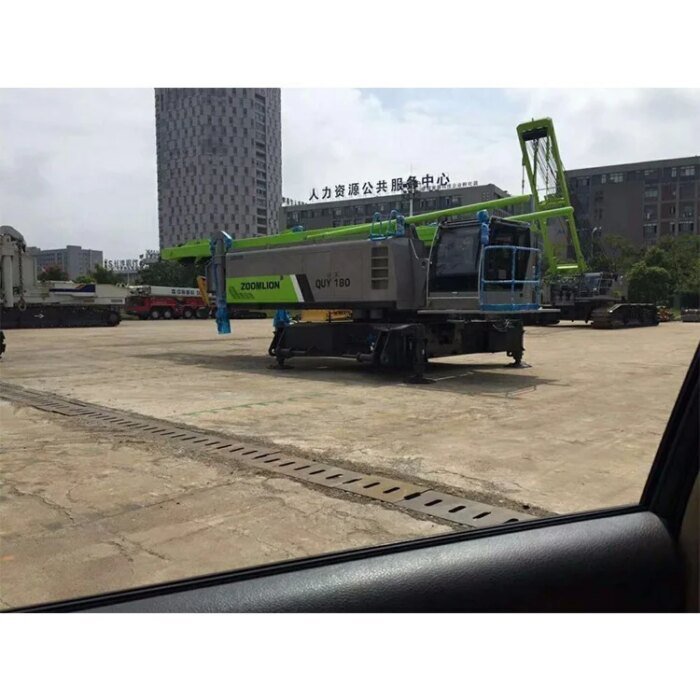 110 Ton Mobile Crane ZRT1100 for Sale Algeria - Image 6