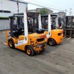 Used TOYOTA TCM 30 Forklift 3 Ton Low Price High Efficiency - Image 2