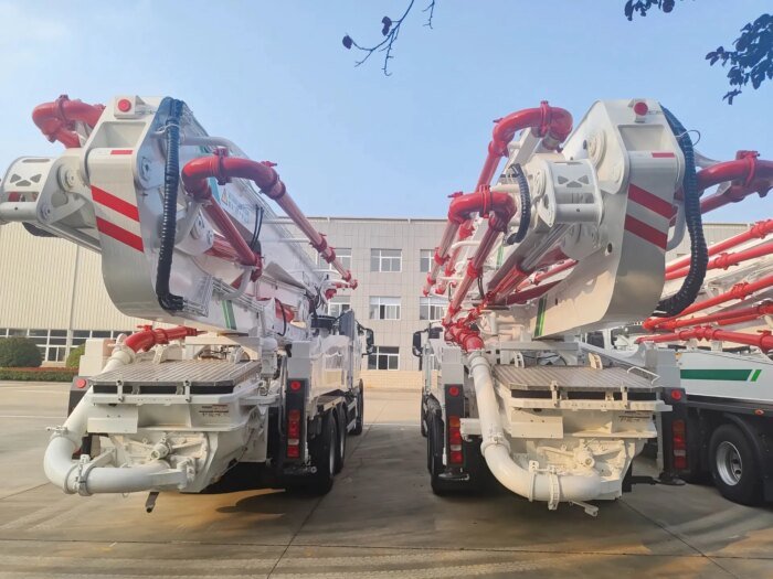 XS47 Truck Mounted Concrete Pump 180m3/h 47m Output - Image 4