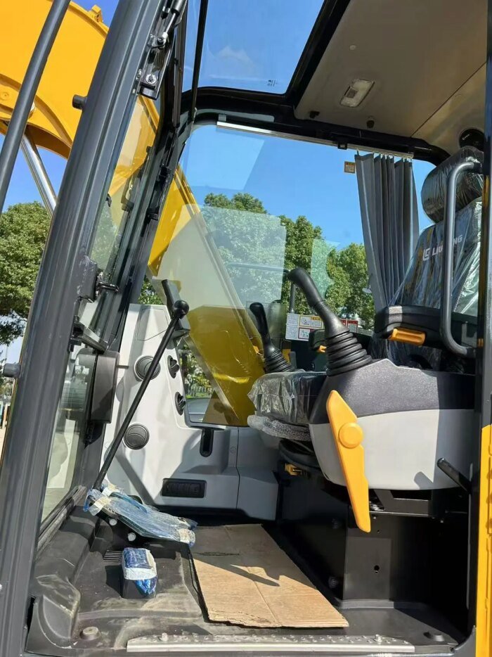 LIUGONG 9075F 7.5T Excavator Yanmar Engine Zero Tail Swing - Image 5