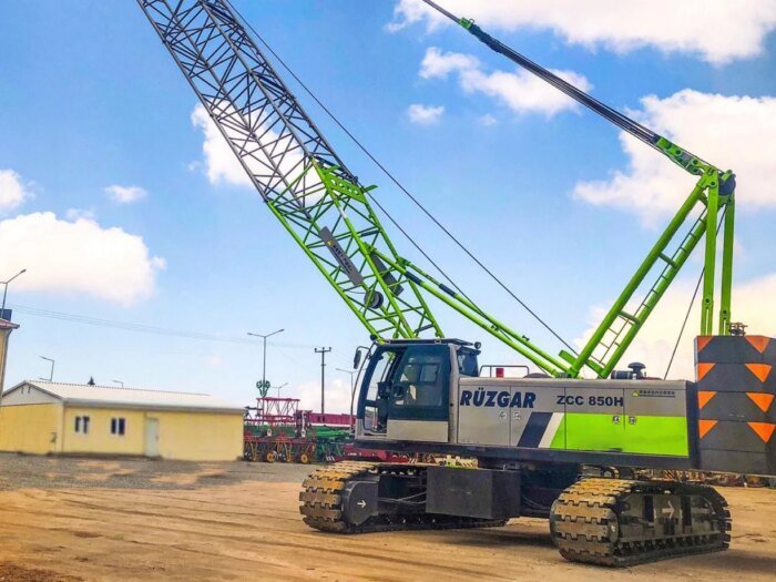 60 Ton 4X4 Rough Terrain Crane ZRT600E532 - Image 2