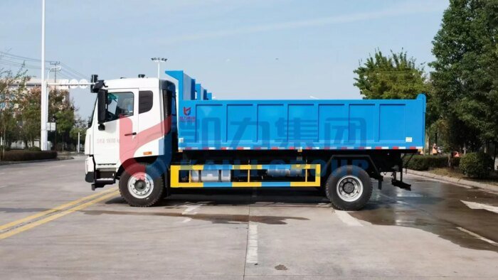 Global Best-selling 4X2 6X4 8X4 Dump Truck - Image 2