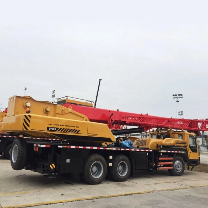 25 Ton Mobile Truck Crane STC250 STC250E for Sale - Image 4