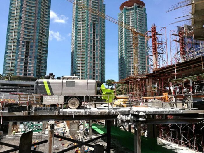 Z00mlion HBT60.13.90SU 60m3/h Portable Concrete Pump - Image 2