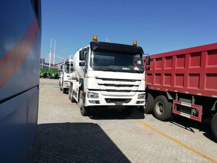 SINOMADA SY308C-6W(R) 8m3 High Efficiency Concrete Mixer Truck - Image 2