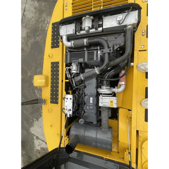 Used Komatsu PC200 Excavator Good Condition Japan Made - Image 5