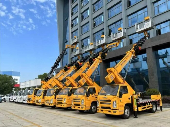 Dongfeng 20-35m Hybrid Insulated Boom Aerial Work Platform - Image 5