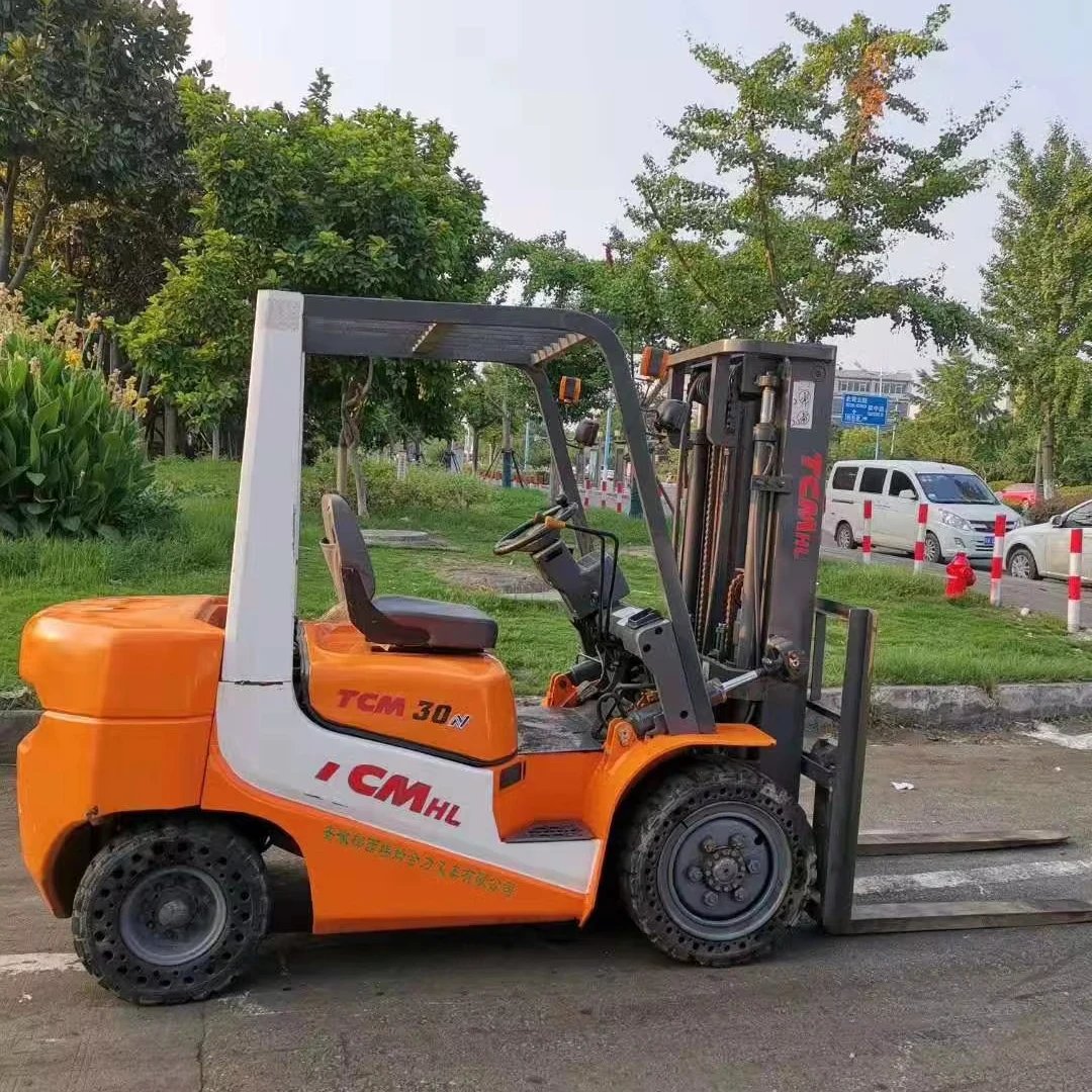 Ha25e6e4adc7743e694591bcb06df9ff6T Used TCM 3ton Forklift Efficient High-quality Second-hand - Image 1