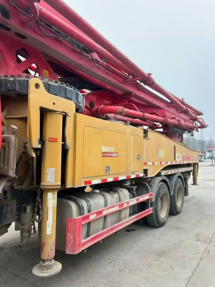 Used 2021 Sany 49m Concrete Pump 180m/h Diesel Engine - Image 4