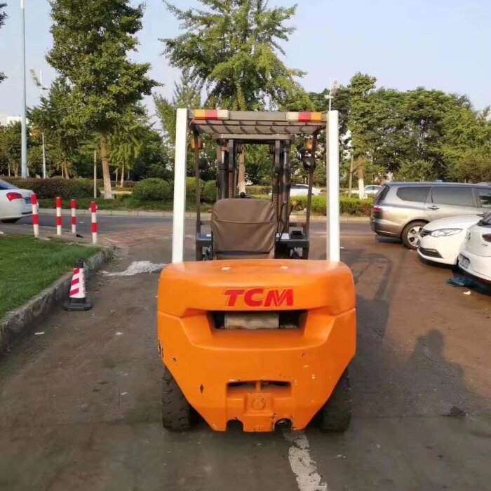 TOYOTA TCM30 3t Mini Forklift High Efficiency Second Hand - Image 2