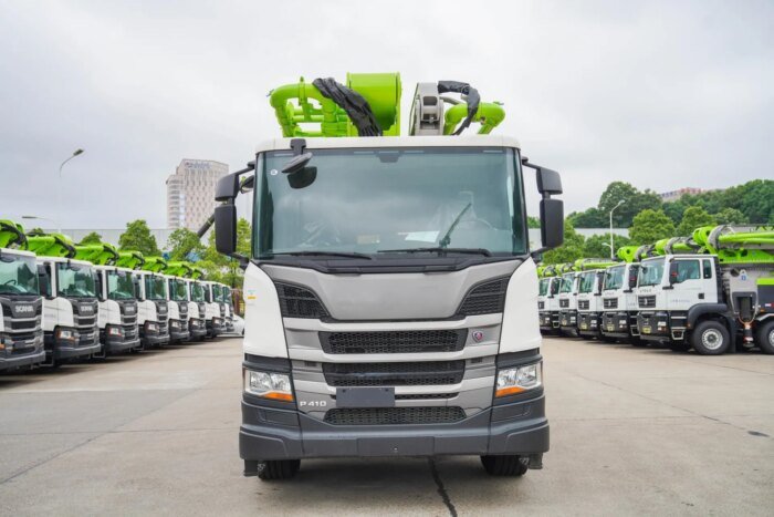 ZLJ5350THBSF 52X-6RZ 52m Concrete Pump Truck Hot Sale - Image 4