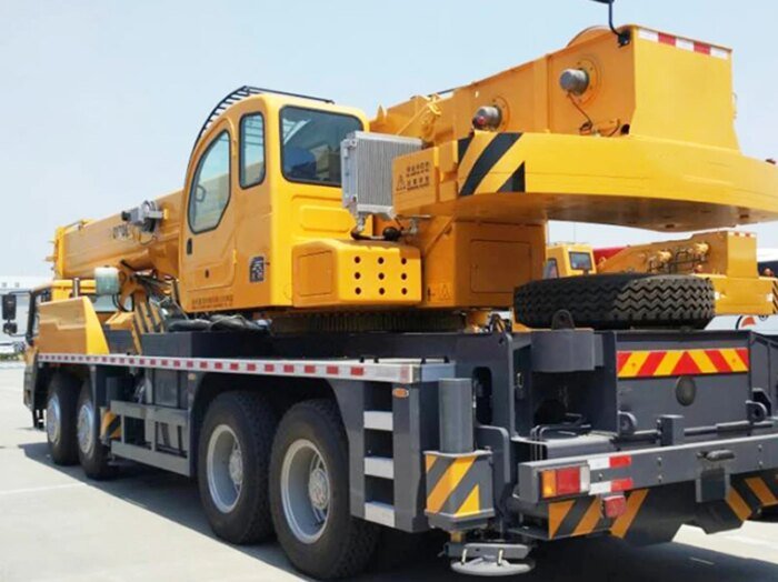 110t Truck Crane XCT110 Heavy Mobile Crane for Algeria - Image 4