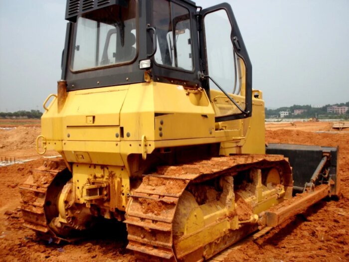 Crawler Bulldozer B160C High Quality Spare Parts Hot Sale - Image 5
