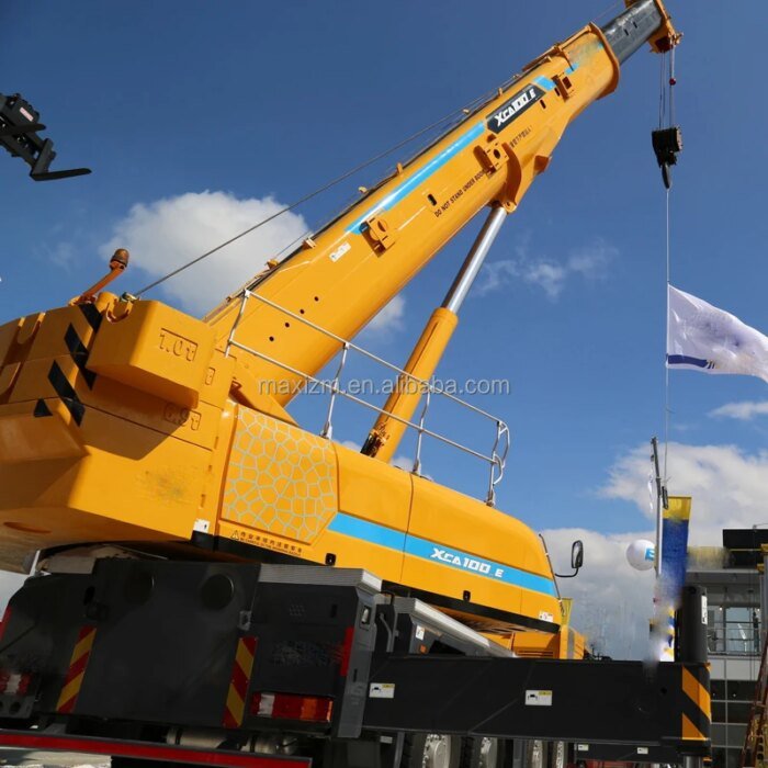 60 Ton Rough Terrain Crane ZRT600E532 4X4 Price - Image 2