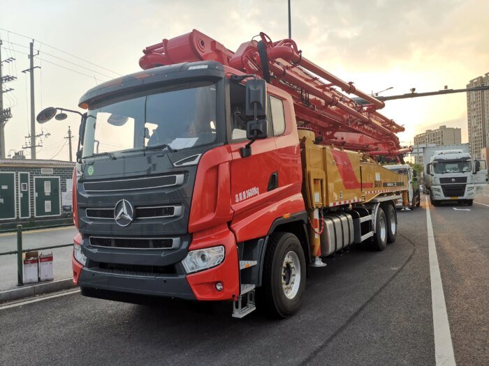 53M Concrete Pump Truck SYM5365THBFS 530S High Efficiency - Image 2
