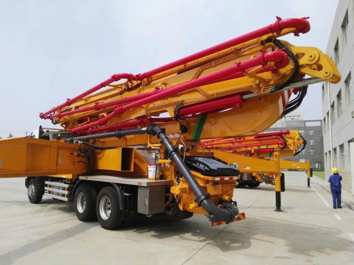 HB37 37m 287kw Concrete Pump Top Brand in Stock - Image 3