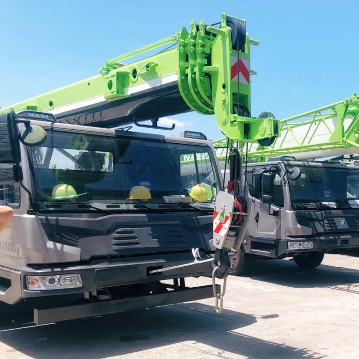 ZCC600V 60ton Crawler Crane Jib Good Price - Image 2