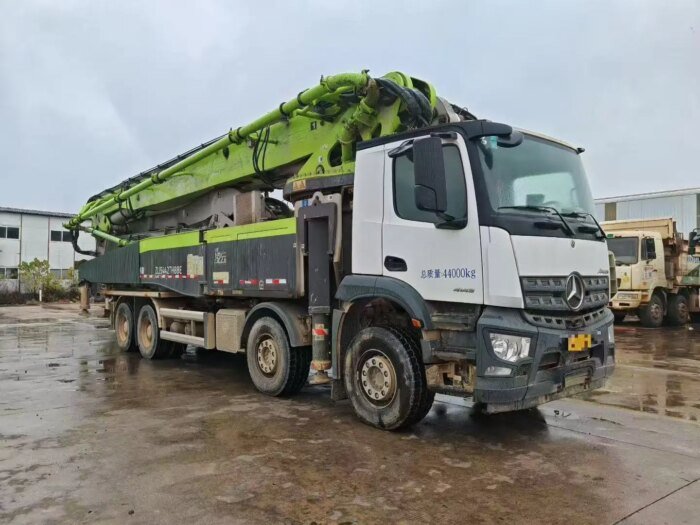 Used Zoomlion 59m Diesel Pump Truck 2021 C5 Emissions - Image 2