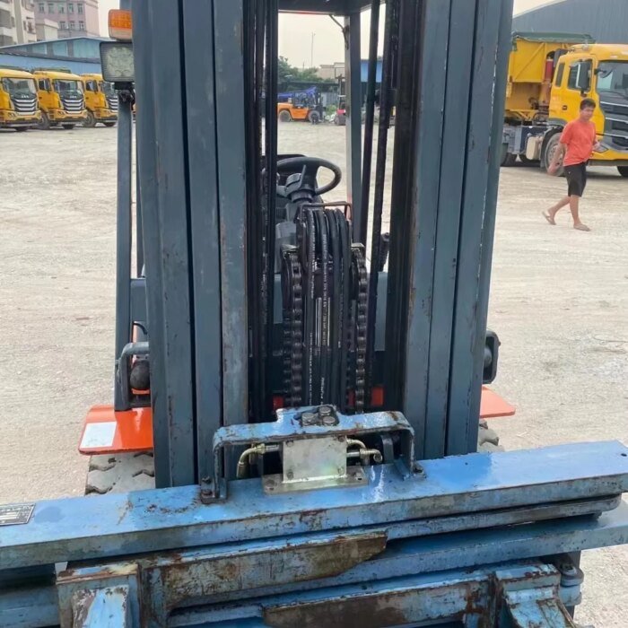 JAC 3.5t Diesel Used Forklift Truck Efficient Sale - Image 2