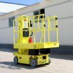 High Quality Electric Telescopic Aerial Work Lift Platform Indoor Sleeve Type Vertical Mast Lift for Warehouse - Image 3