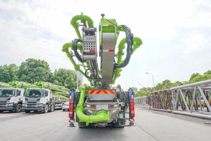 ZLJ5360THBKF 50m Concrete Pump Truck 50X-6RZ Hot Selling - Image 3