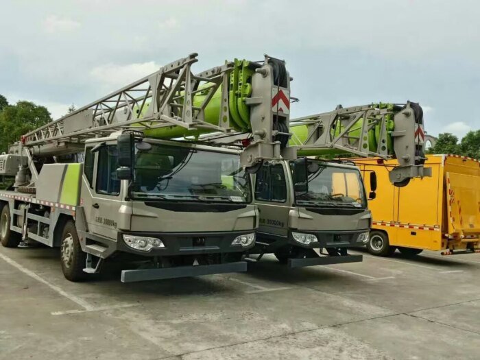 40 Ton Rough Terrain Crane SRC400C Mobile Crane - Image 3