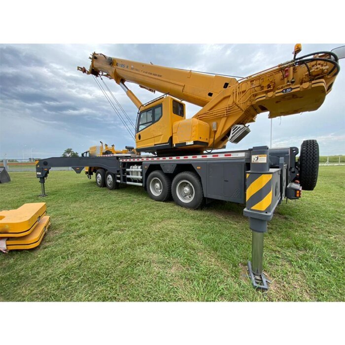STC1100T7 110t Mobile Truck Jib Crane - Image 6