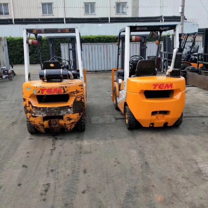 Used TOYOTA TCM 30 Forklift 3 Ton Low Price High Efficiency - Image 3
