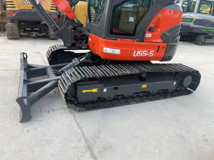 Kubota U55 Second Hand Small Excavator High Quality with Attachment - Image 4