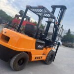Used HANGCHA A35Z Forklift 4m Two Section Gantry Low Price Hot Sale - Image 4