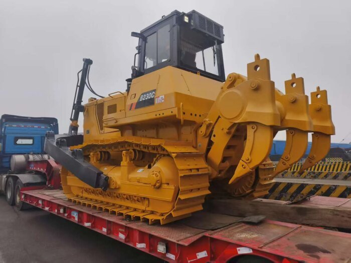 Crawler Bulldozer B230C 179kW with Ripper Rugged - Image 3