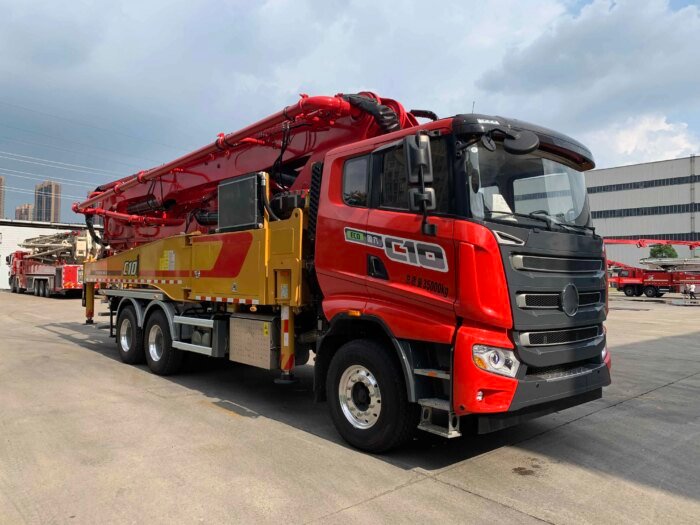 48.6m Truck Mounted Concrete Pump High Efficiency Fast Delivery - Image 3