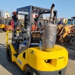 Used Komatsu 30 Forklift 4 Wheel Japan High Quality Construction Lifting Machine - Image 3