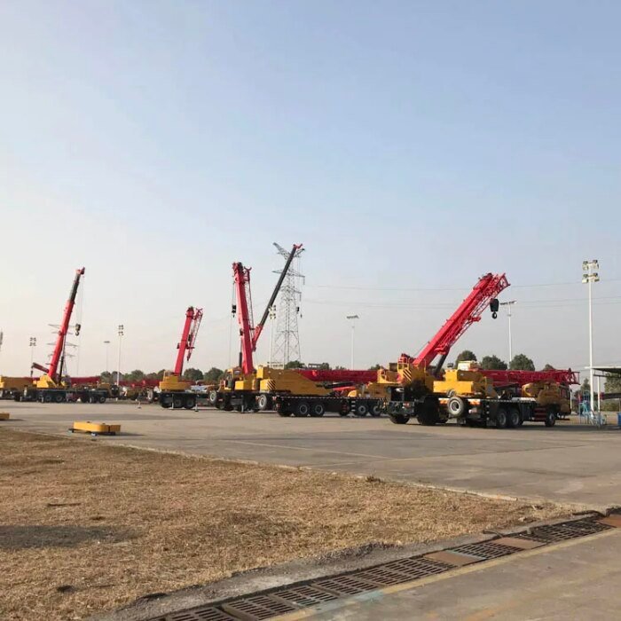 Flat-top Tower Crane ZT320K Hoist Motor Sale - Image 2