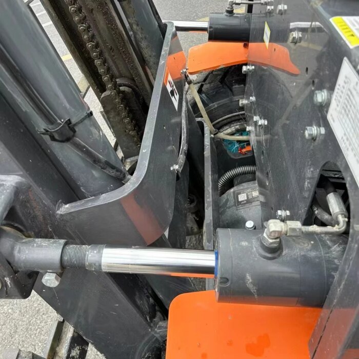 Used LONKING 35 Forklift 4 Wheel China High Quality Construction Lifting Machine - Image 5