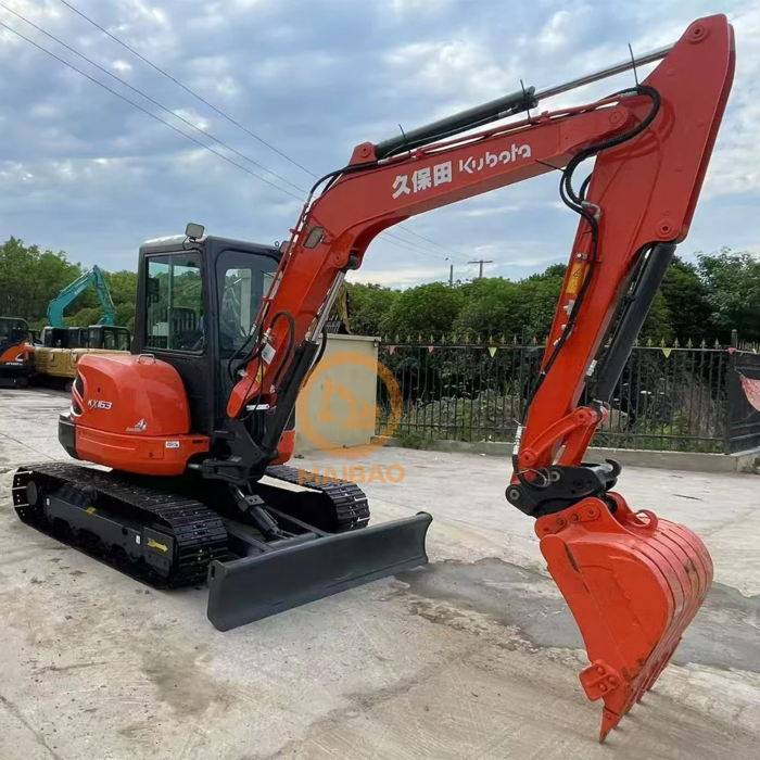 Kubota KX183-3 8Ton Mini Excavator 60HP 2023 Hydraulic Thumb - Image 4