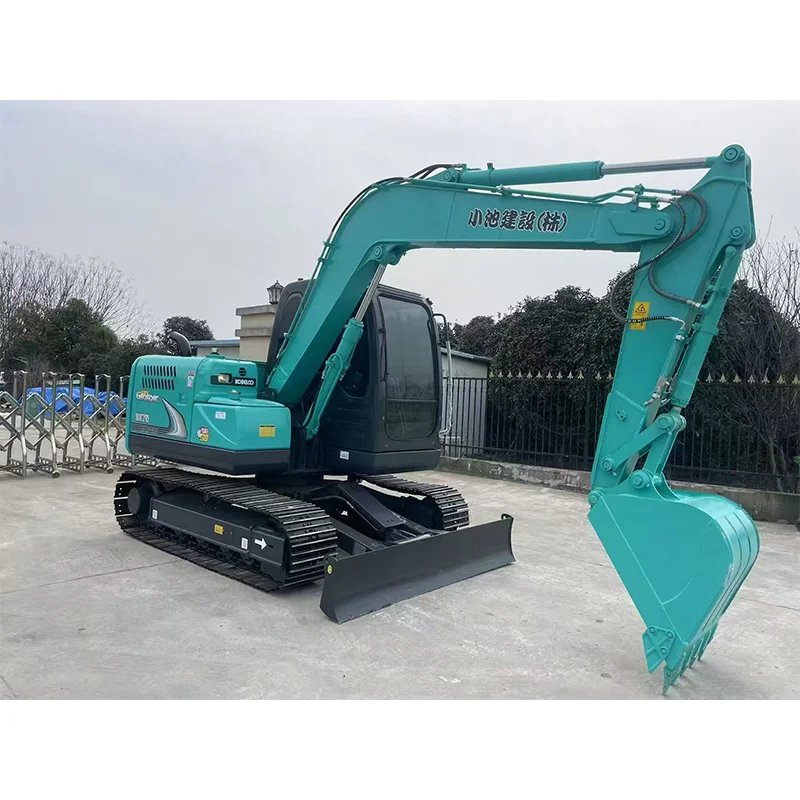 He193d45dc49b4ef19e1d259cf69899baa KOBELCO SK60 Mini Crawler Excavator High Quality Sale - Image 1