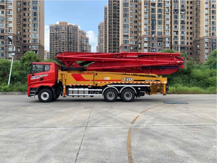 48.6m Truck Mounted Concrete Pump High Efficiency Fast Delivery - Image 5