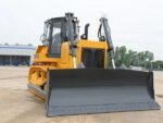 Famous Brand Crawler Bulldozer High Efficiency Earthmoving Machinery - Image 2