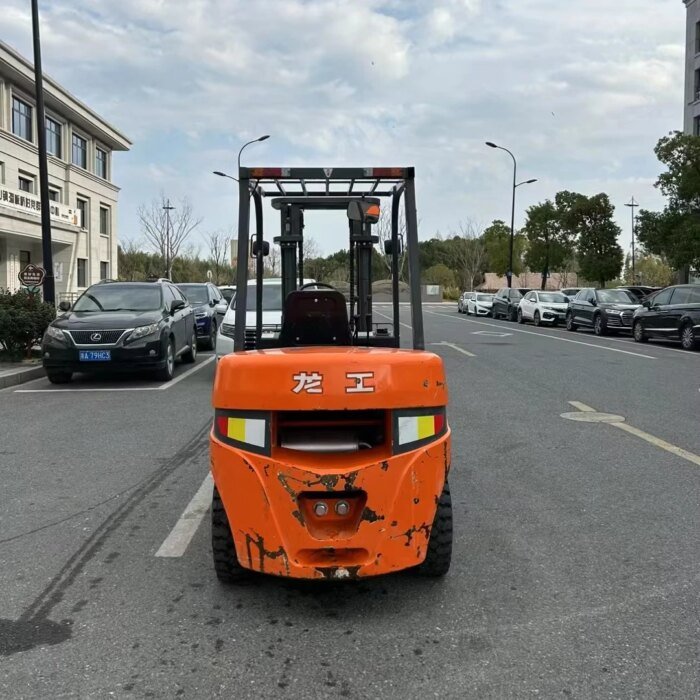 Used LONKING 35 Forklift 4 Wheel China High Quality Construction Lifting Machine - Image 3