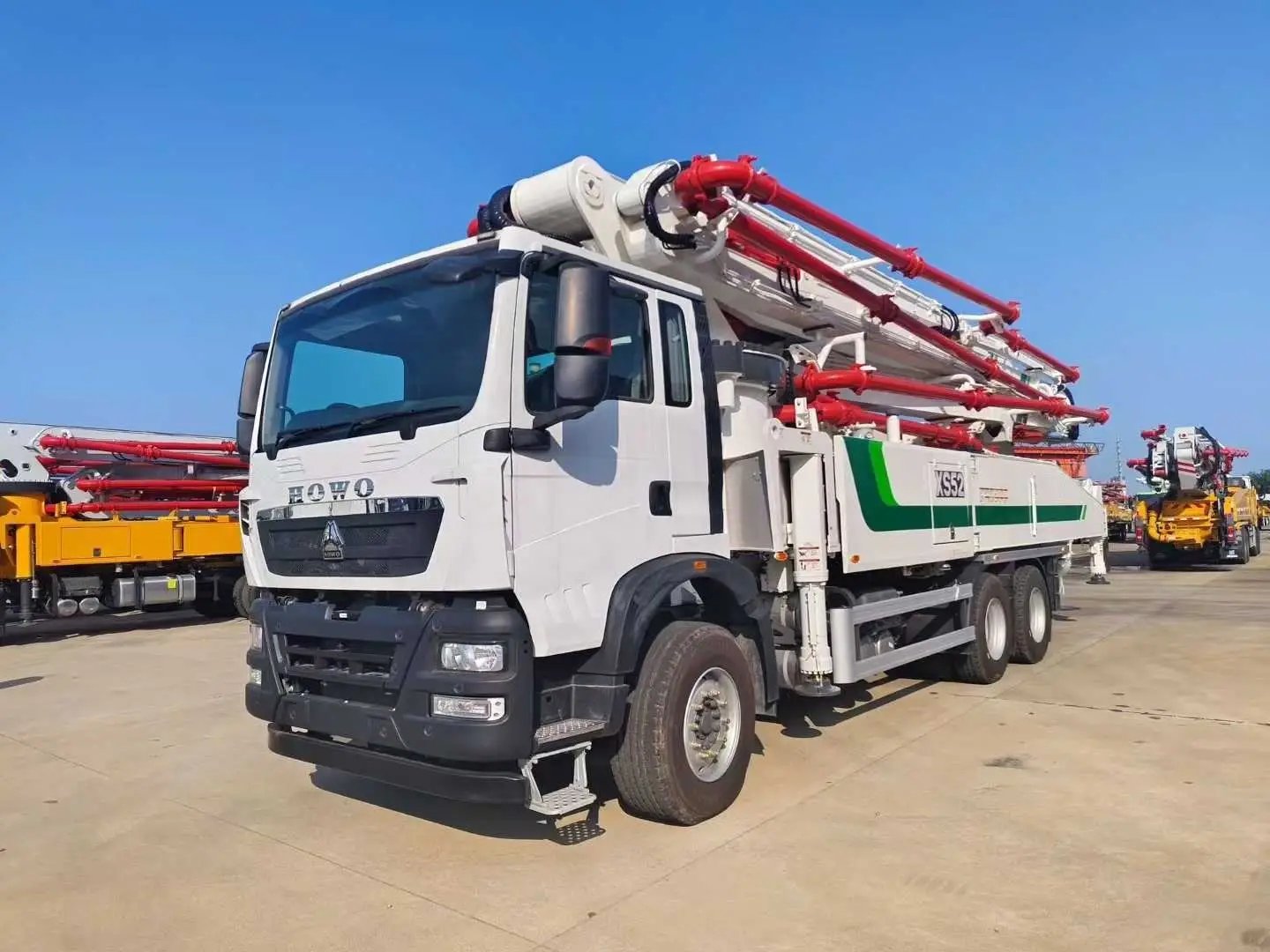 Concrete Pump Truck XS52 52m Boom 170m3/h Output