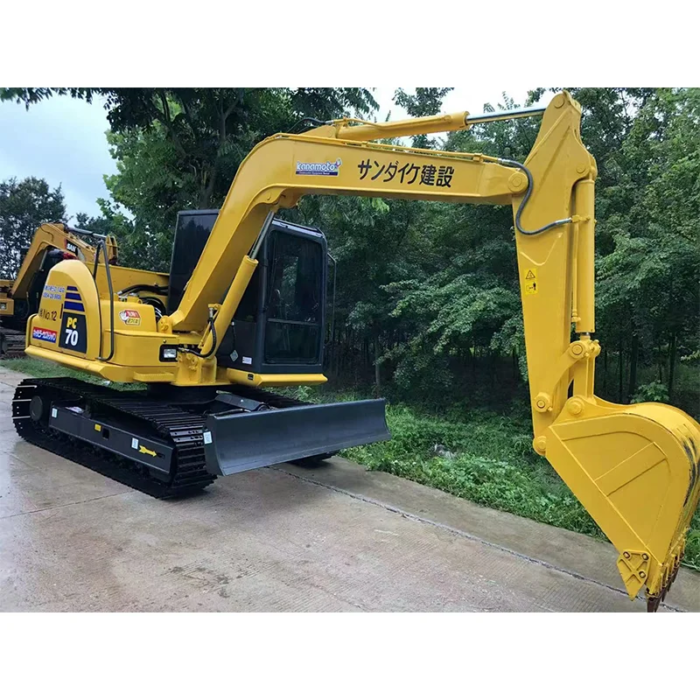 Used Komatsu PC70-8 7 Ton Mini Crawler Excavator 2021 57HP - Image 3