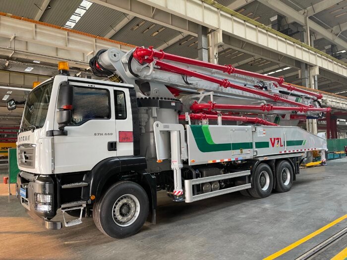 50m HB50V XS50 Concrete Boom Pump Truck High Performance - Image 5