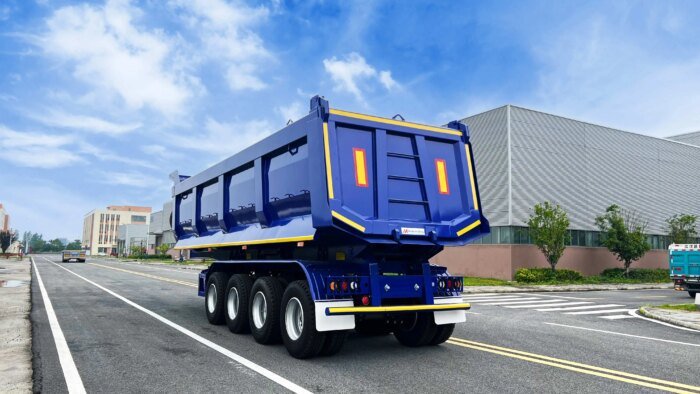 High Quality 4X2 Dump Trucks for Sale - Image 4