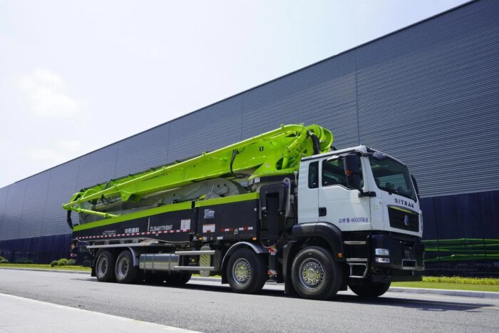 Zoomlion 62m 62X-6RZ Mobile Concrete Pump with Parts - Image 4